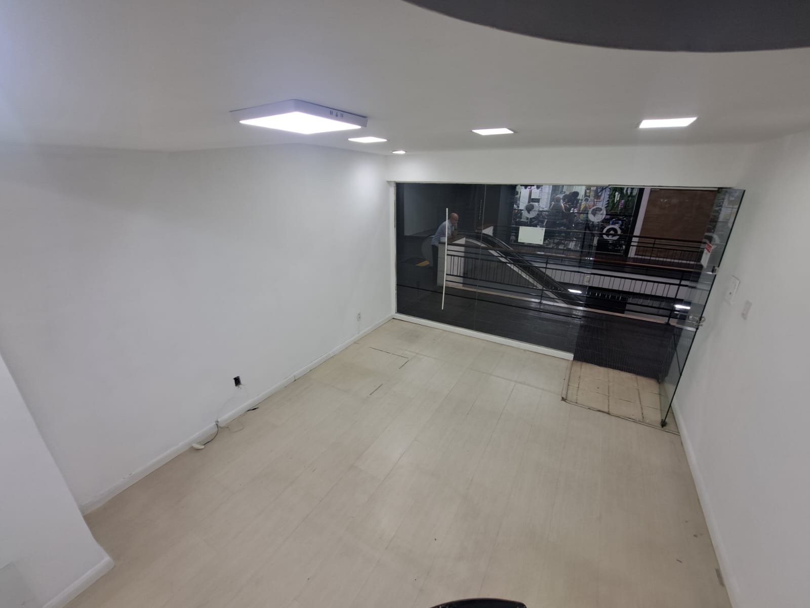 Loja a venda em galeria no Jardins