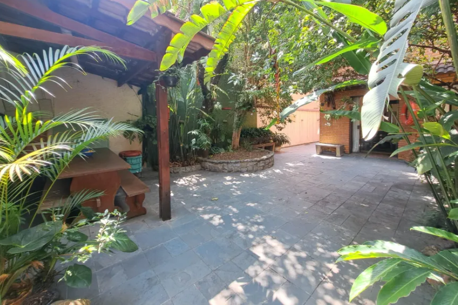 Sobrado no Jardim Novo Mundo — Zona Sul 3